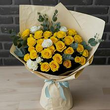 Букет цветов из:  Розы в Столбовой