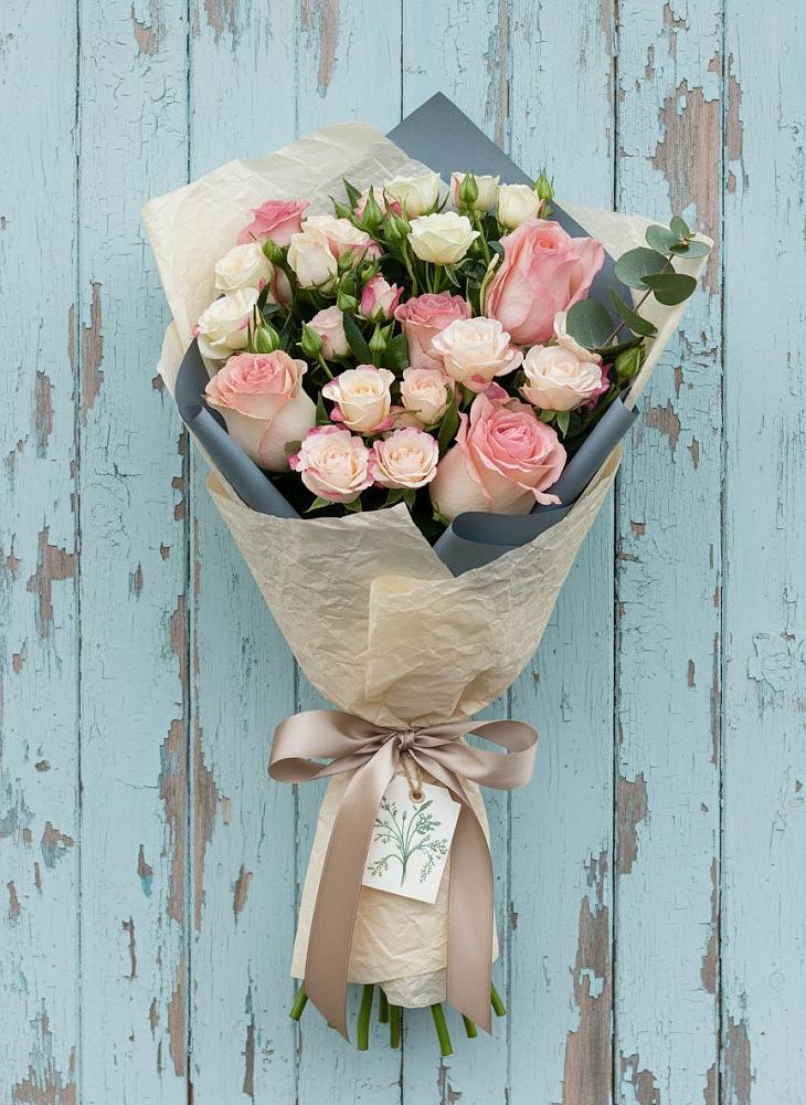 Букет цветов из: Розы в Столбовой