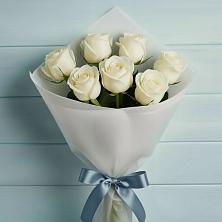 Букет 7 Белых роз Эдлесс Лав в Столбовой
