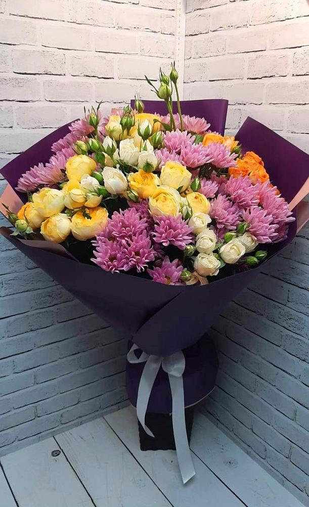 Букет цветов из: Хризантемы и Розы в Столбовой
