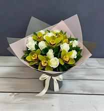 Букет цветов из:  Орхидеи и Розы в Столбовой