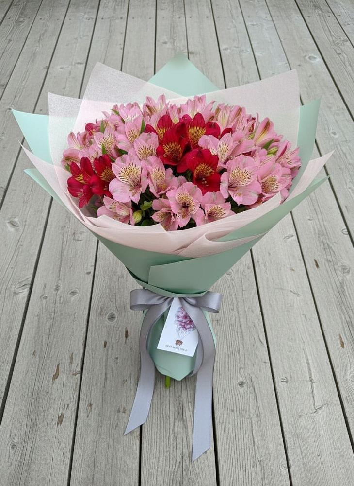 Букет цветов из: Альстромерии в Столбовой