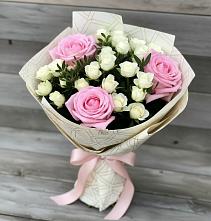 Букет цветов из:  Розы в Столбовой
