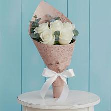 Букет цветов из:  Розы в Столбовой