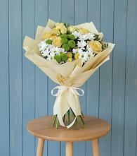 Букет цветов из:  Хризантемы и Розы в Столбовой