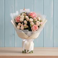 Букет цветов из:  Розы в Столбовой