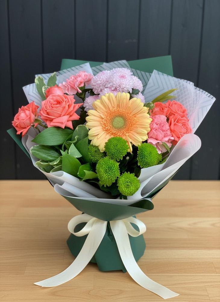 Букет цветов из: Гвоздики, Розы, Герберы и Хризантемы в Столбовой